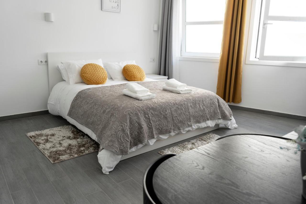 Almada Downtown 301 Apartment Porto Luaran gambar