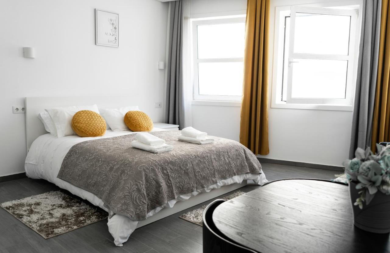 Almada Downtown 301 Apartment Porto Luaran gambar